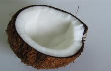 Enjoy the Advantages of Coconut Fruits